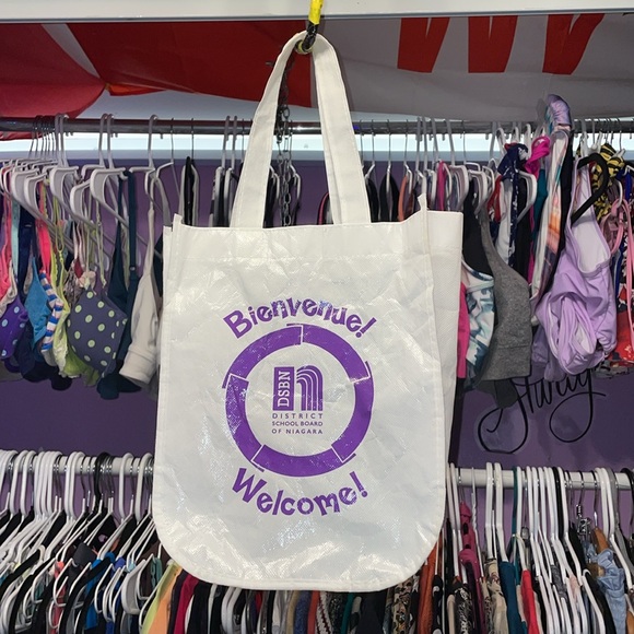 DSBN white reusable bag district school board of Niagara Ontario - Picture 5 of 5